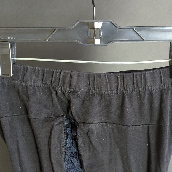 Festival Lace Ruffled Leggings - Picture 6 of 6